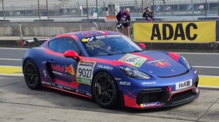 Max Verstappen completa el curso obligatorio para correr en Nordschleife