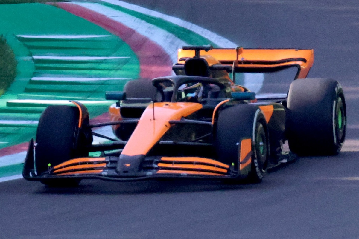 Pato O’Ward se preparó para la FP1 del GP de México en un test con McLaren en Imola