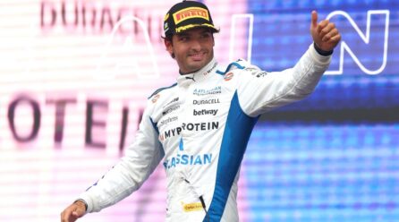 Sainz y el podio en Bakú de un fin de semana perfecto: “El mejor de mi carrera”