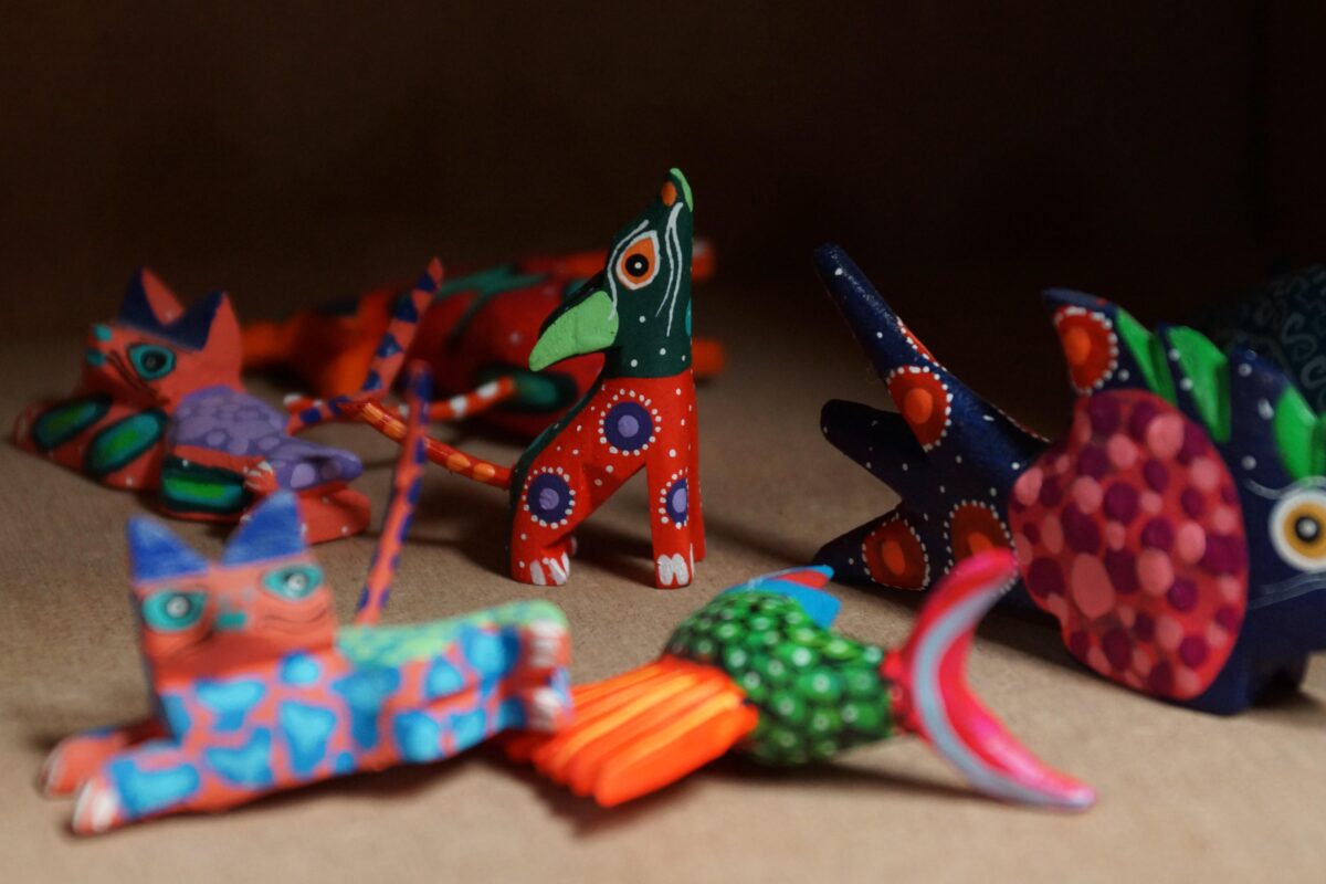¿Cómo hacer un alebrije para lucir en la ofrenda este Día de Muertos 2025?