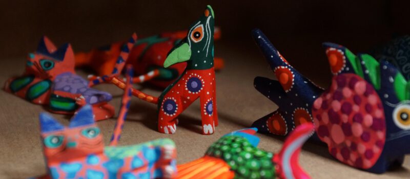 ¿Cómo hacer un alebrije para lucir en la ofrenda este Día de Muertos 2025?