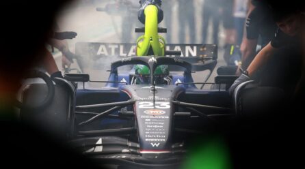 Williams revela la razón del incendio en el coche de Albon en Singapur